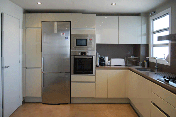 Vivienda Pisuerga.  Barcelona, España.