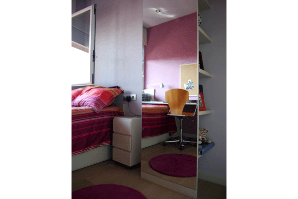 Vivienda Pisuerga.  Barcelona, España.