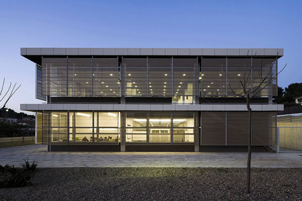 Biblioteca y escuela de adultos.Cunit, Tarragona, España.
