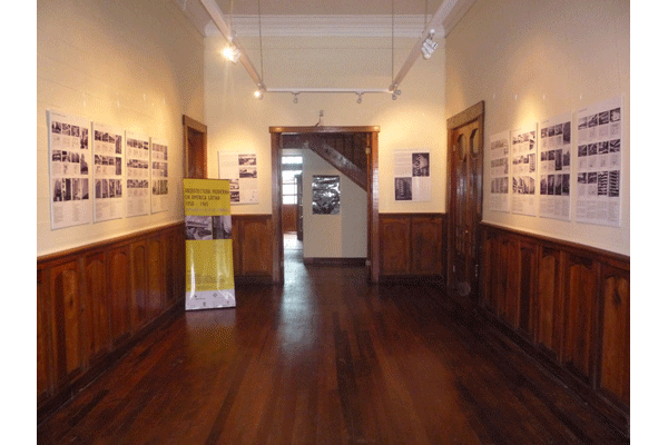 Exposición Arquitectura Moderna en América Latina. Osorno, Chile.
